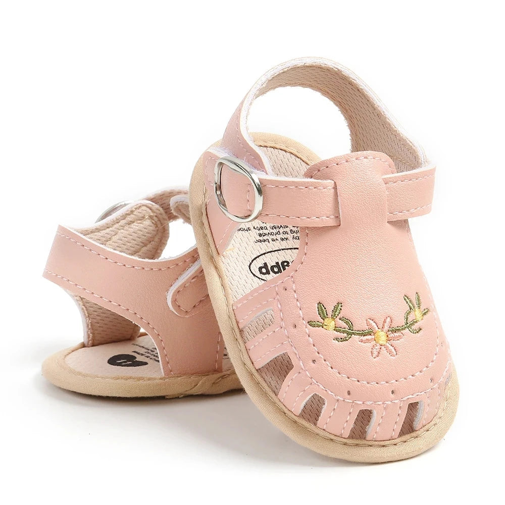 2024 Newborn Baby Girl Sandals Summer Embroidered Leisure Comfortable Lightweight Floral Soft Sole Wrap Toe Sandals For 0-18M