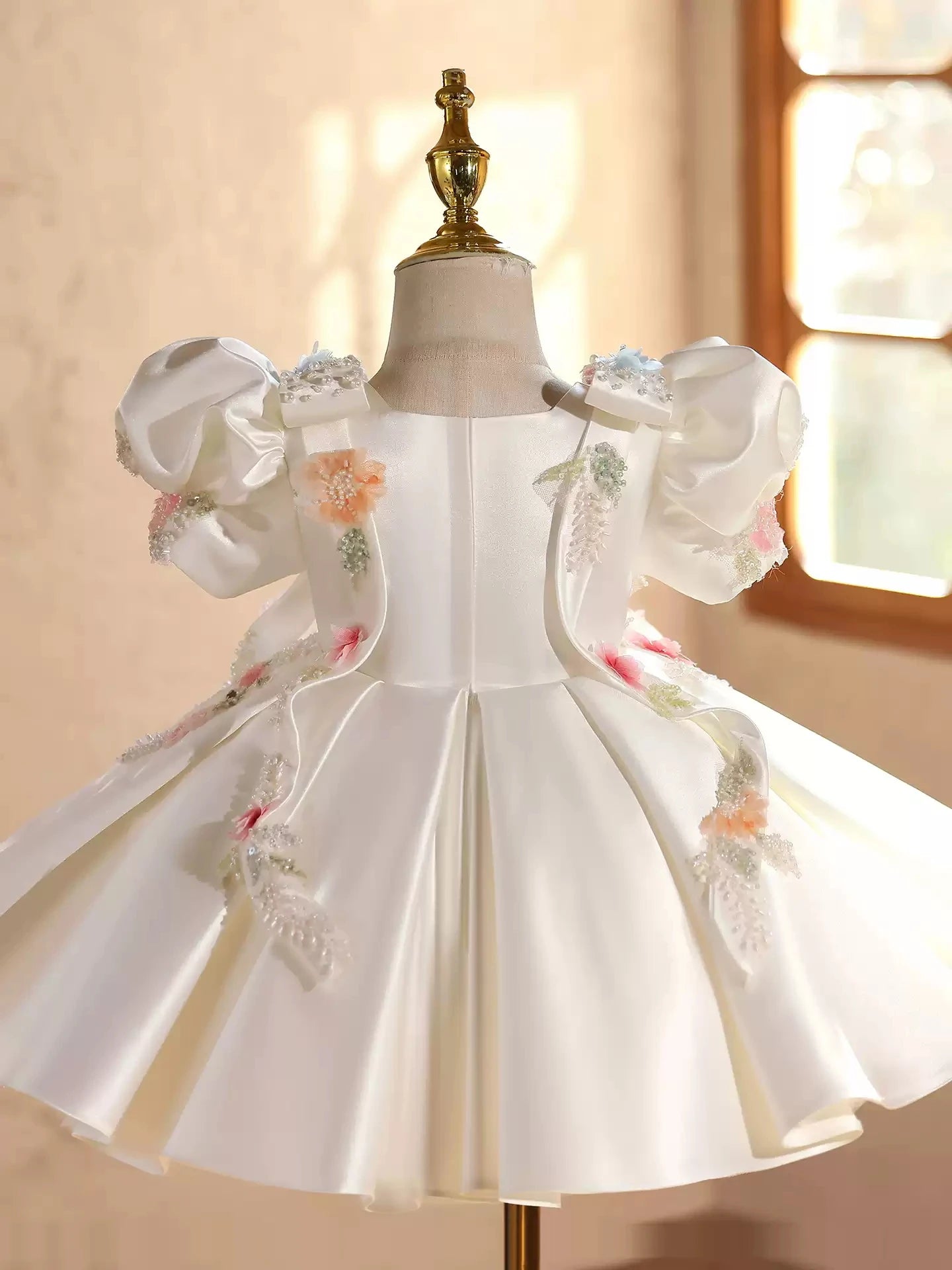 Baby first birthday party dress, high-end evening dress, hand-embroidered custom dress, gorgeous Christmas outfit for baby girl