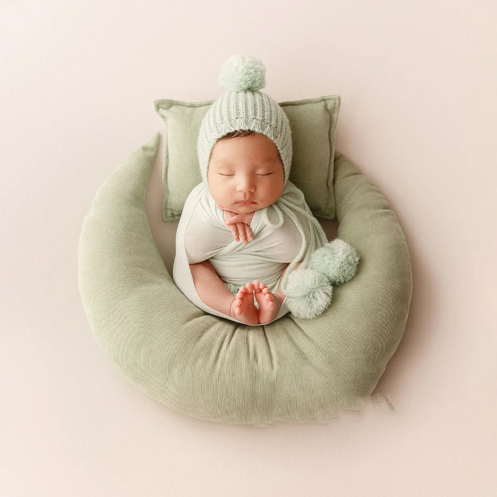 Newborn Photography Props Soft Cotton Stretch Wraps Handmade Knitted Hat Bunny Doll Studio Baby Green Theme Shooting Accessories