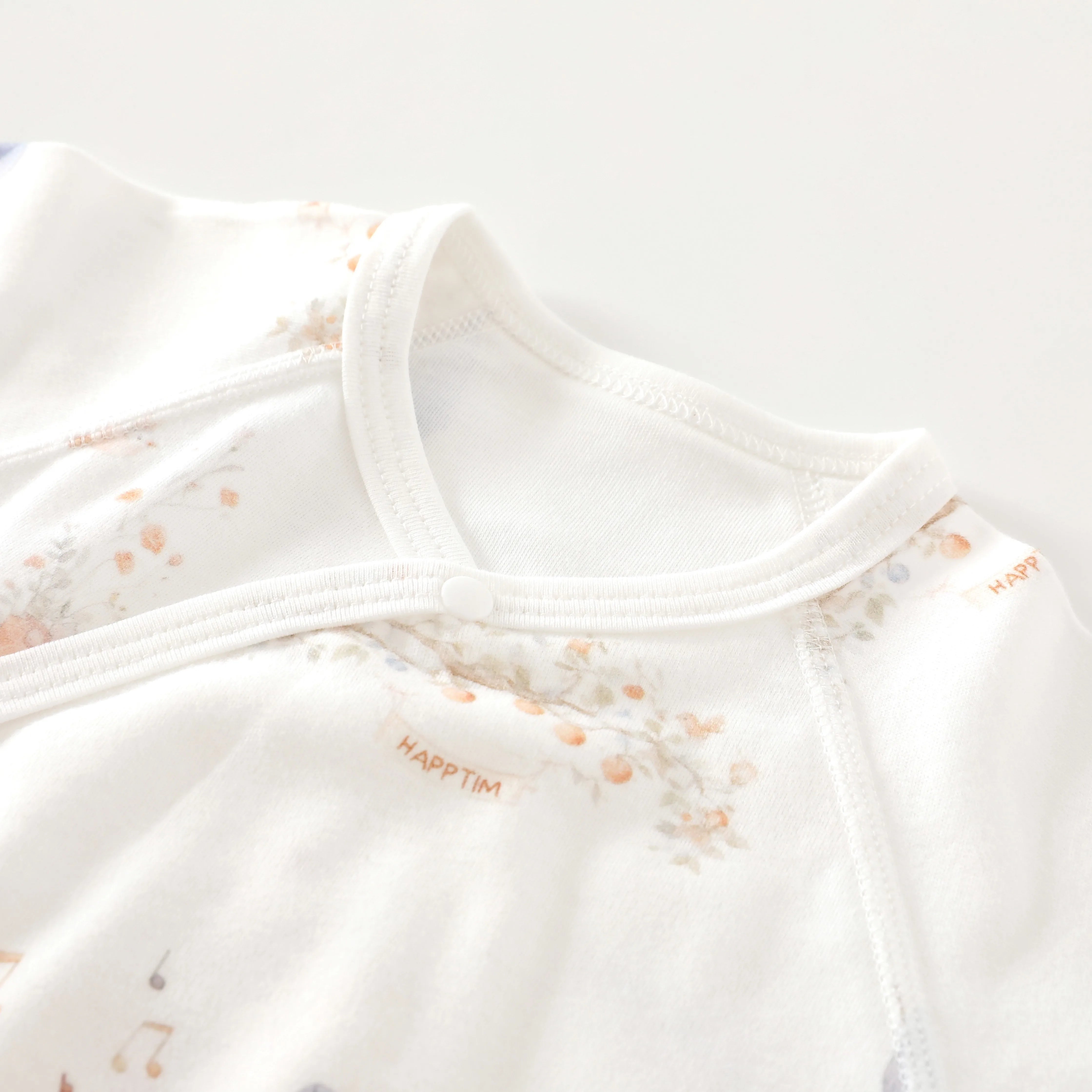 Newborn Cute Pattern Cartoon Cotton Bodysuit - Suitable for Boys and Girls, Soft Long Sleeves, All-Season Wear, Perfect for Outd