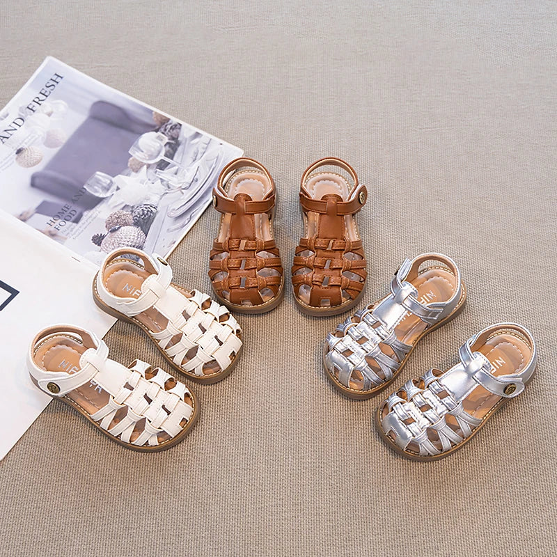 Kids Leather Cage Sandals for Girls 2025 Summer New Toddler Beach Vacation Shoes Non-slip Soft Sole Retro Garden Wedding Flats