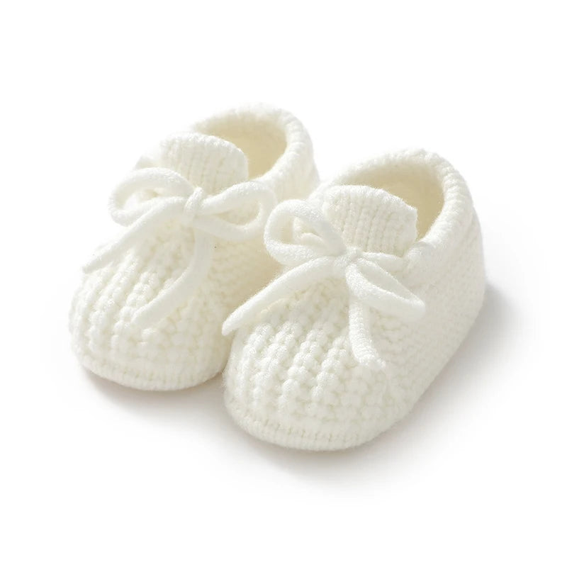 Baby Shoes Knitted Newborn Bed Footwear 0-18M Warm Clothing Accessories Infant Boys Girls First Boots Fashion Solid Toddler Kid