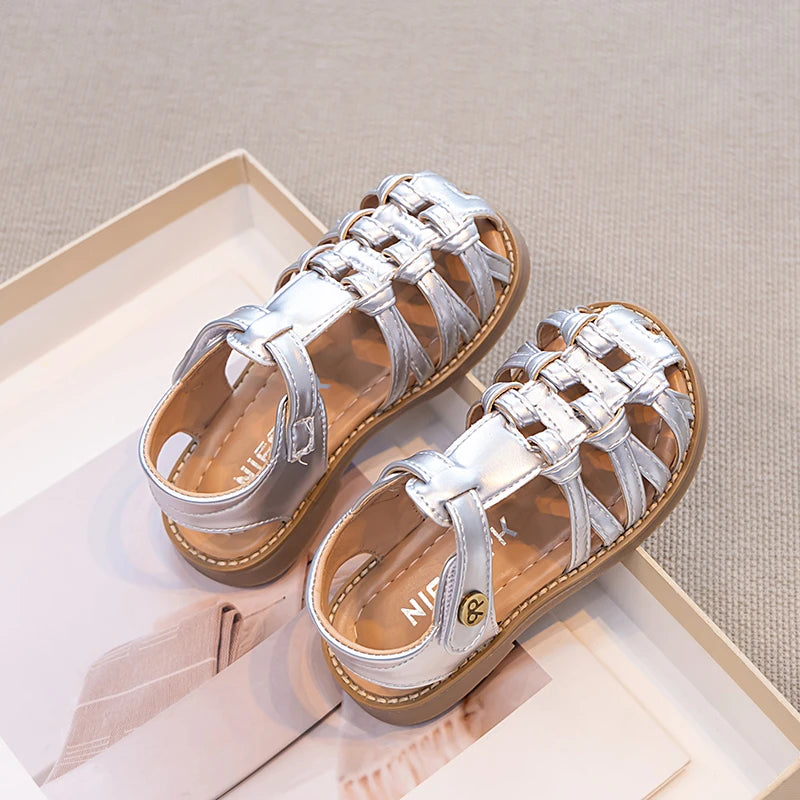 Kids Leather Cage Sandals for Girls 2025 Summer New Toddler Beach Vacation Shoes Non-slip Soft Sole Retro Garden Wedding Flats