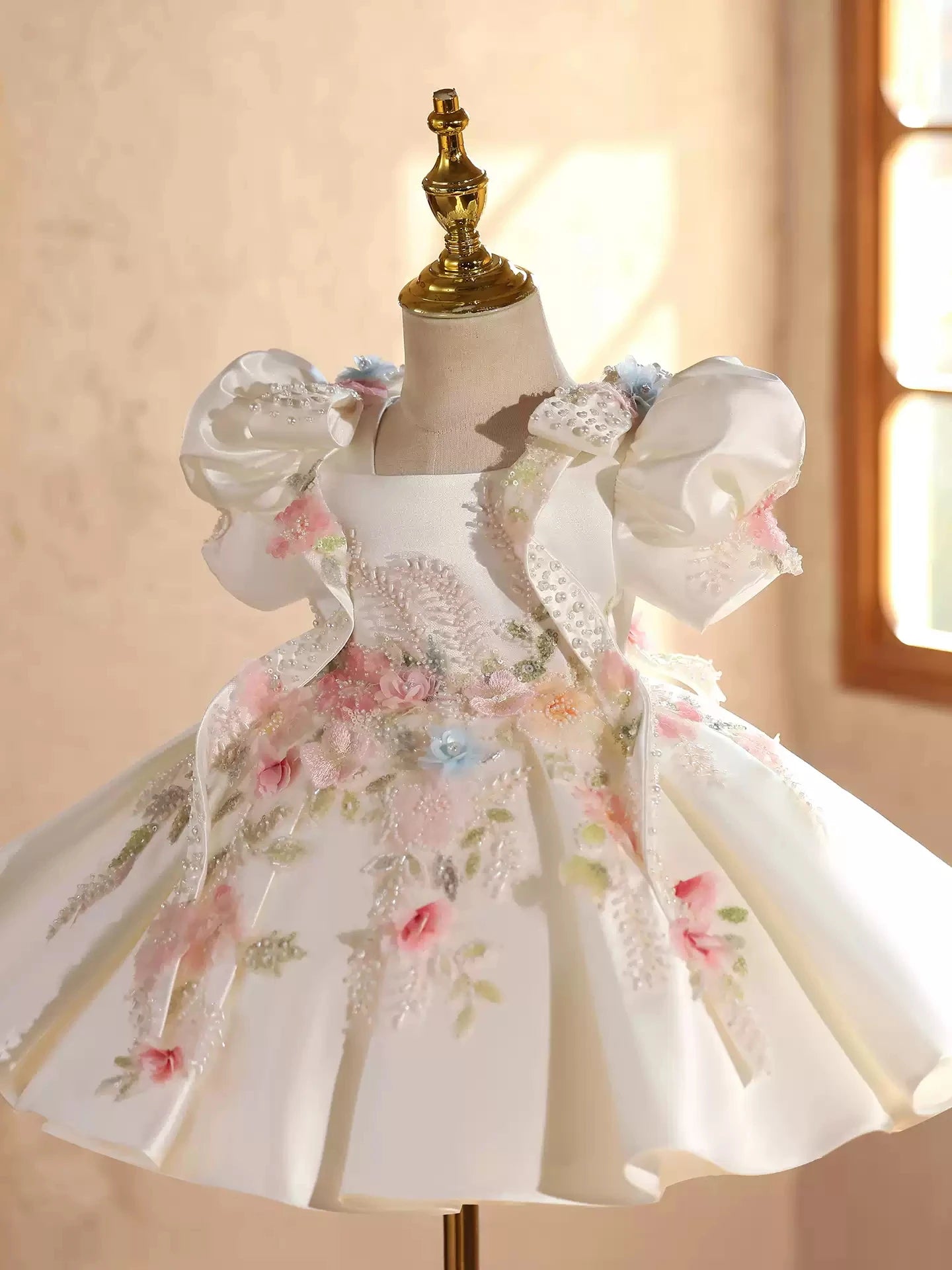 Baby first birthday party dress, high-end evening dress, hand-embroidered custom dress, gorgeous Christmas outfit for baby girl