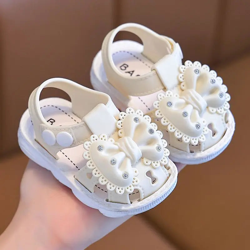 New Summer Aged 0-3 Cute Bow Rhinestone Baby Shoes For Girls Non-Slip Soft-Soled Children Toddler Kids Sandals With Covered Toes
