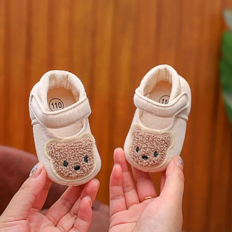 Cute Bear Soft Sole Comfortable Sandals for Infants and Toddlers Baotou Anti Kick First Step Shoes 0-18 Months