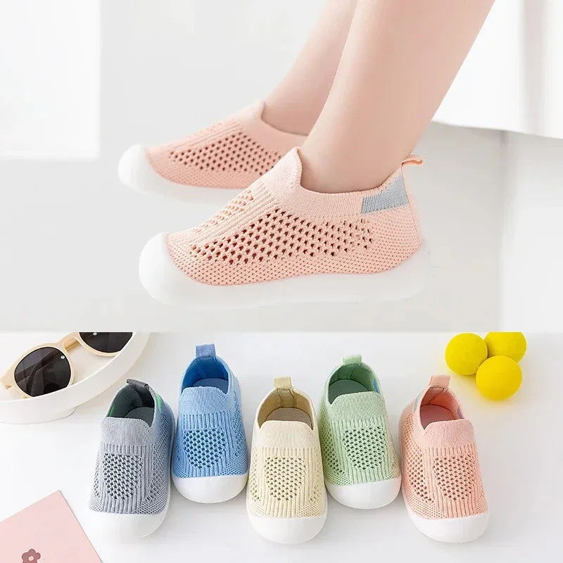 0-1 Year Old Baby Summer Soft Rubber Soled Toddler Shoes Soft-Soled Non-Slip Newborn Sandals Mesh Casual Shoes for Boy and Girl