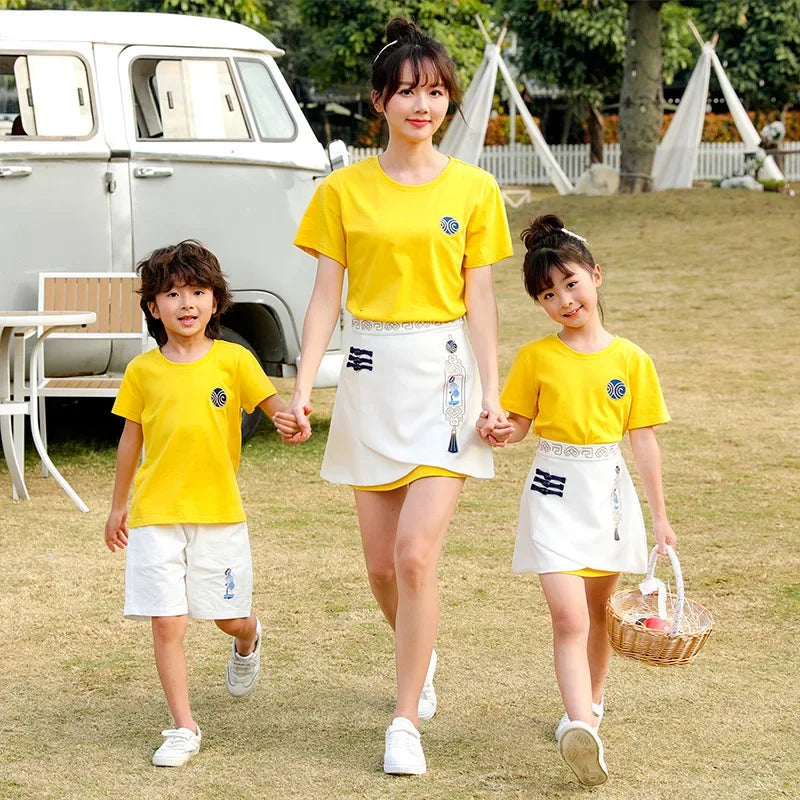 Family Matching Summer Clothes Sets Mom Daughter Skirt and Long T Shirt 2 Pieces Suit Dad Son Tops and Shorts Two Piece Outfits