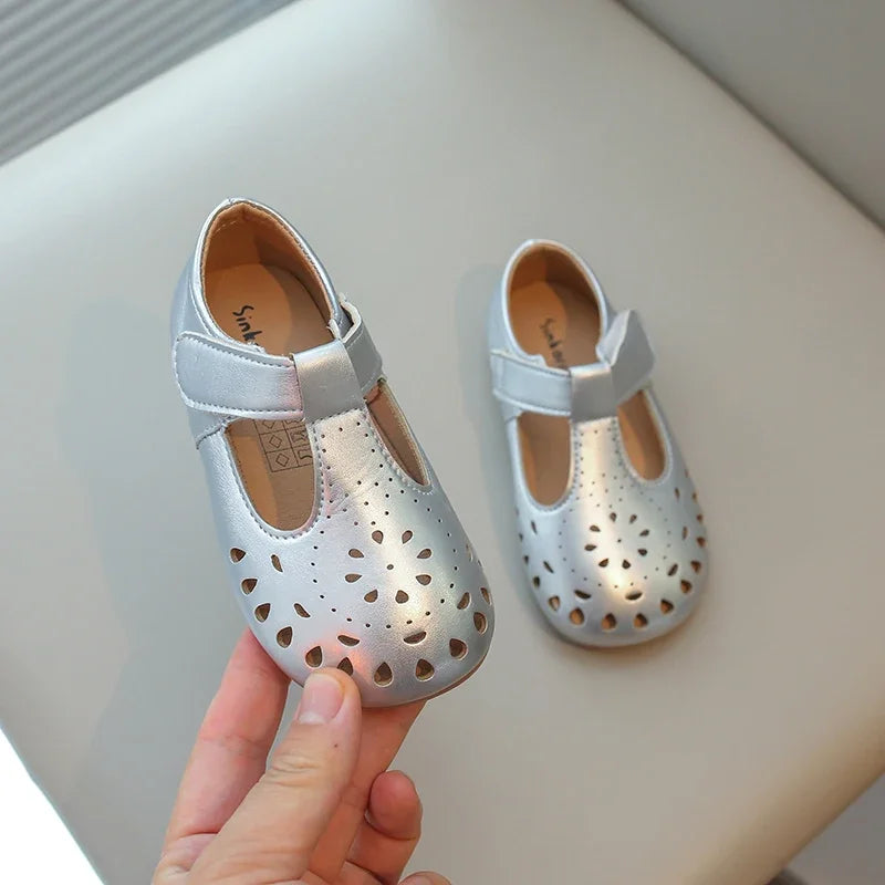 Baby Girls Dress Shoes for Wedding Party Cut-outs Hollow Soft Princess Breathable Kids Leather Flats T-strap 2025 Spring Summer