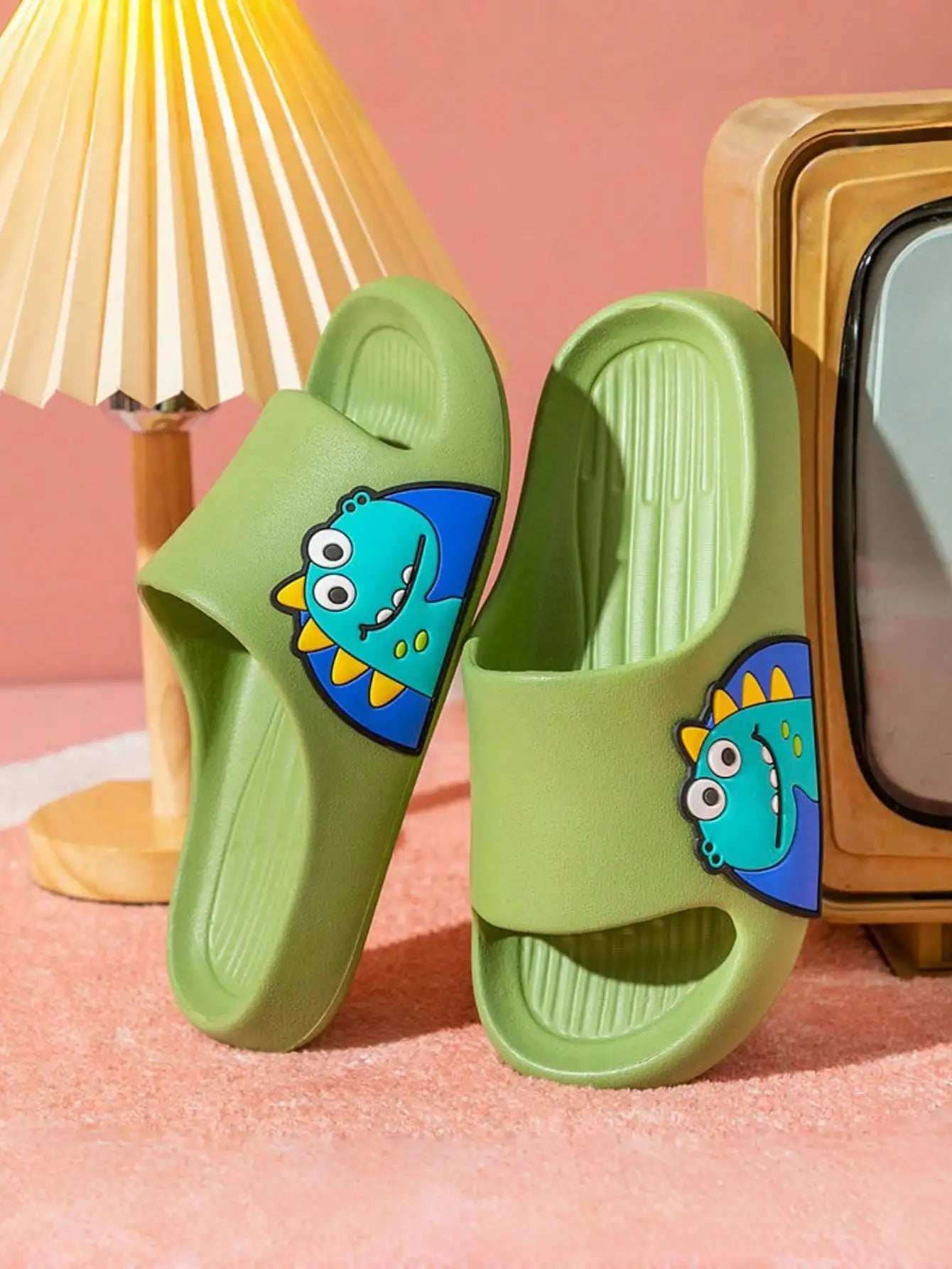 Non-slip soft sole cartoon cute dinosaur sandals for boys/girls bathing at home